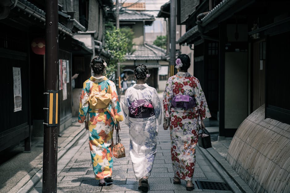 Article Image for An Insider's Guide to Japan: From Tokyo to Kyoto